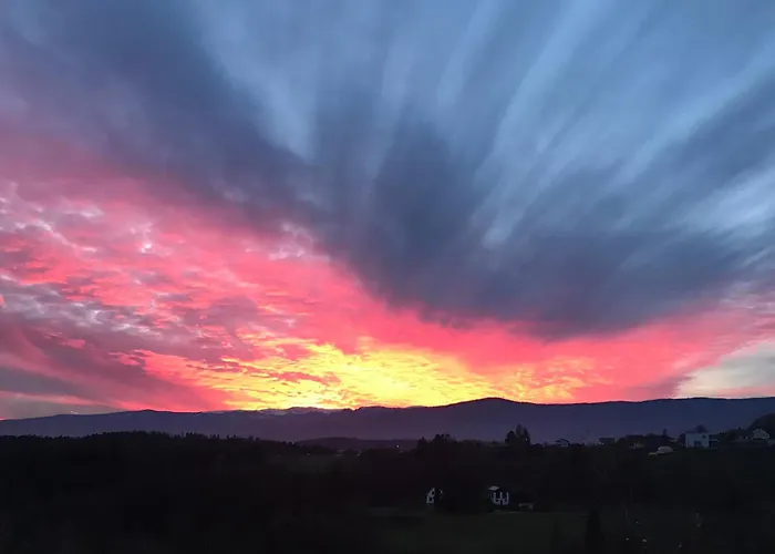 Architektenhaus - Pool - Fernsicht 公寓 *