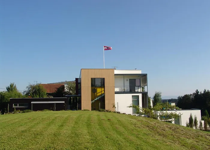 公寓 Architektenhaus - Pool - Fernsicht 兰纳赫